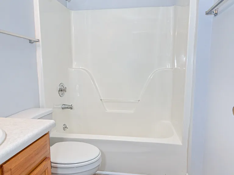 700 Simpson Rd #13 — Photo 5