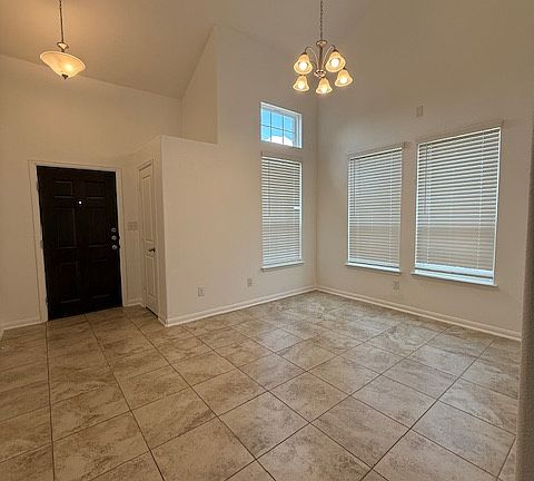 4th image of 612 Blue Oak Blvd