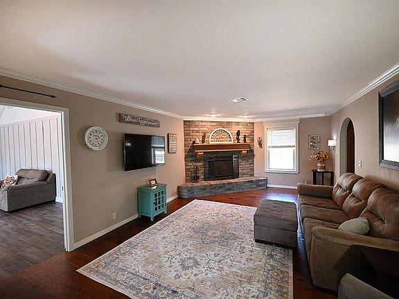 4th image of 9411 Willow W