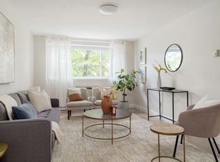 326 Broadway APT 10, Somerville, MA 02145