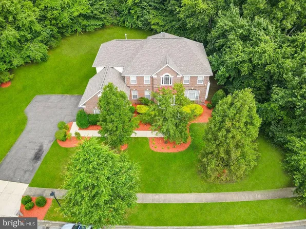 3304 Dunwood Crossing Dr, Bowie, MD 20721