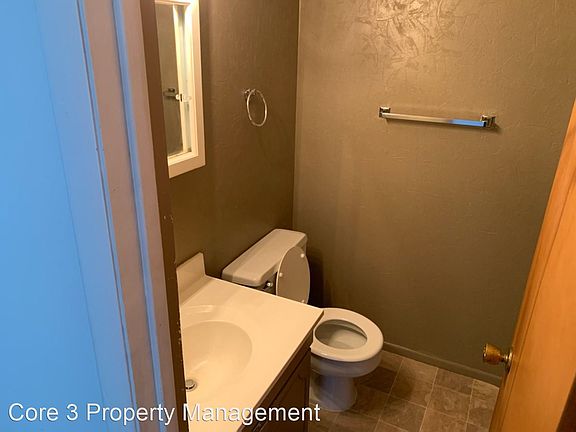 3rd image of 2206 Lexington Dr #11433849