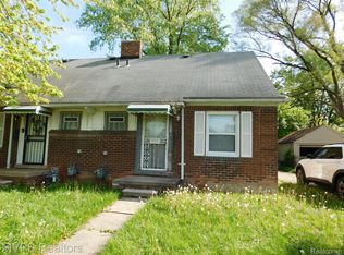 19835 Moross Rd, Grosse Pointe, MI 48224