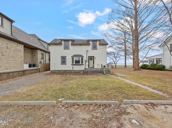 34590 Jefferson Ave, Harrison Township, MI 48045