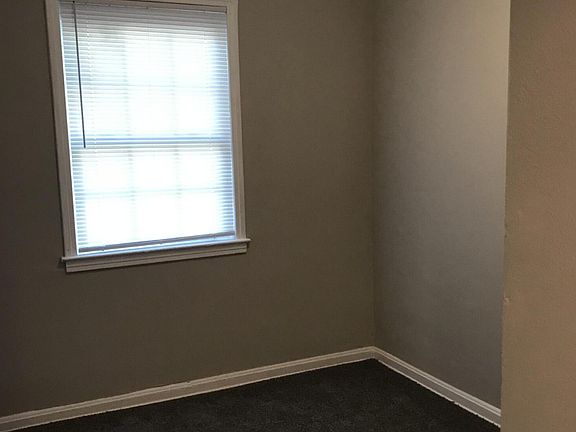 5th image of 1380 Carvill Ave