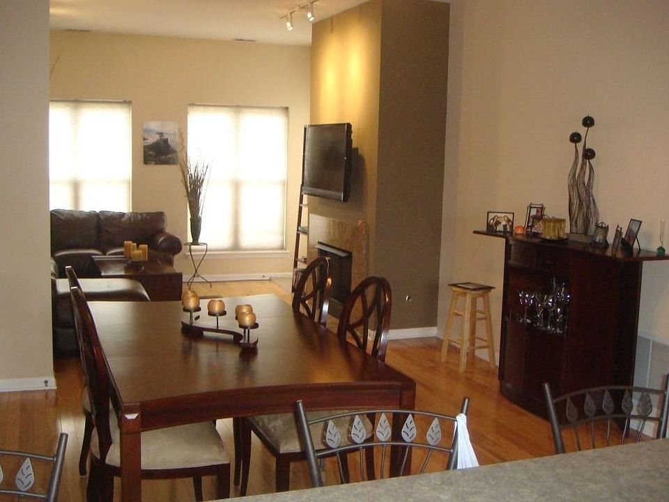 2nd image of 1450 S Halsted St APT 1B