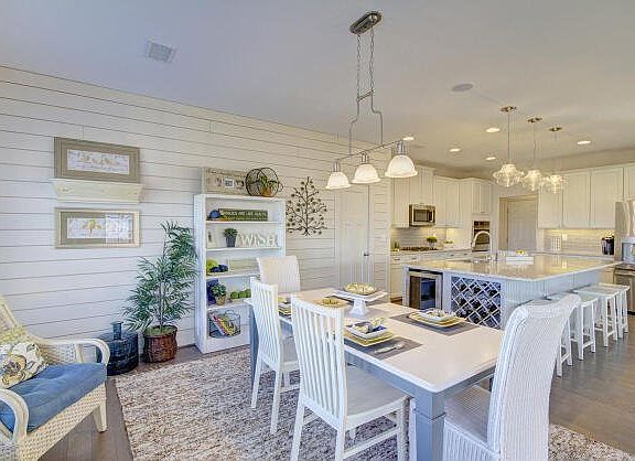 These photos are representative of this floor plan, but all options may not be available in every co