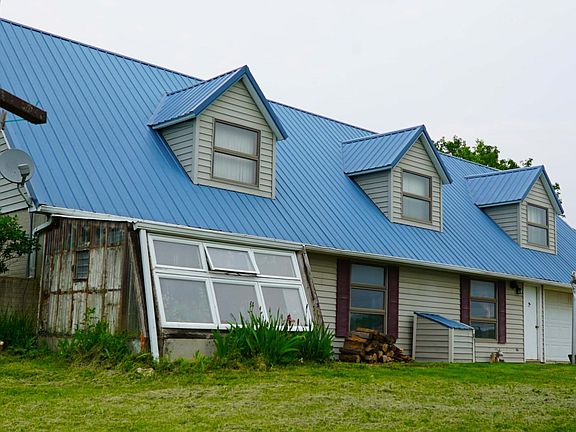 3rd image of 11783 Grove Dr