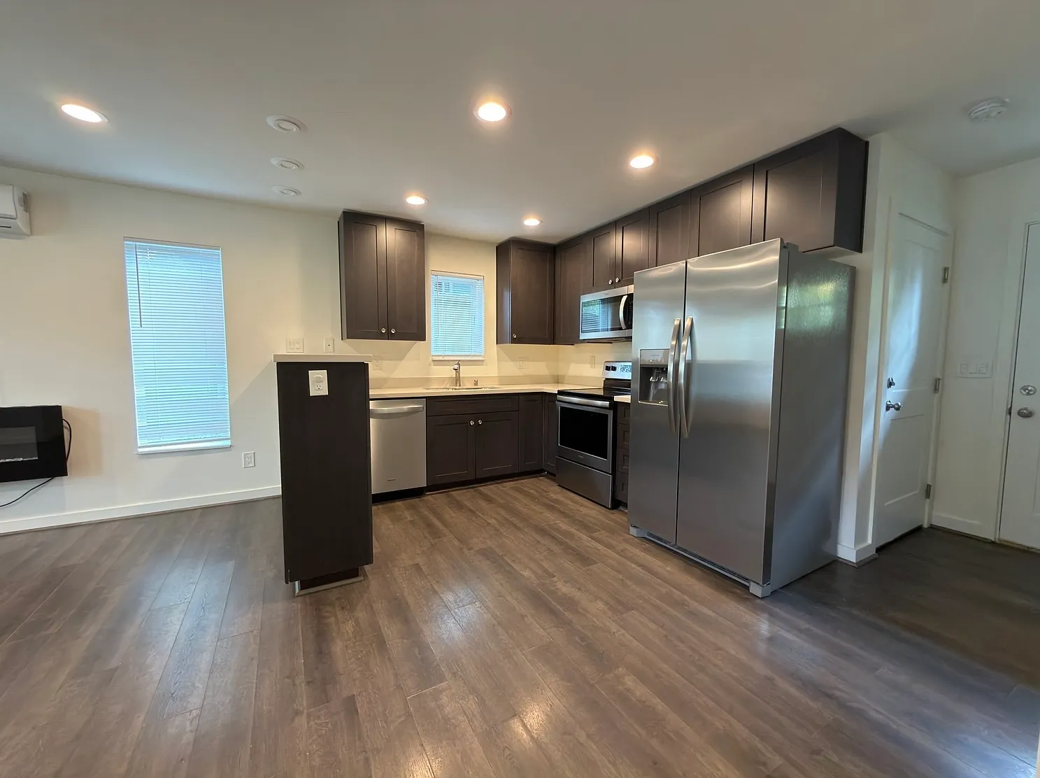 3317 Wetmore Ave — Photo 4