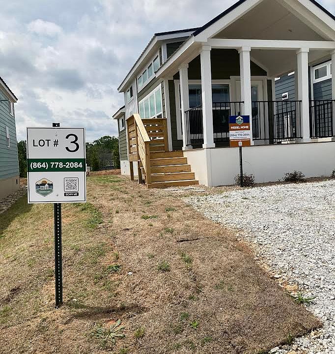 1st image of 1390 Groce Meadow Rd #3