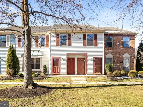 14 Wyndham Pl, Robbinsville, NJ 08691