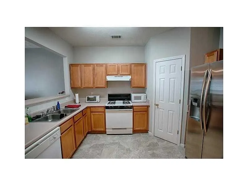 Building Photo - 3816 Dandridge Way