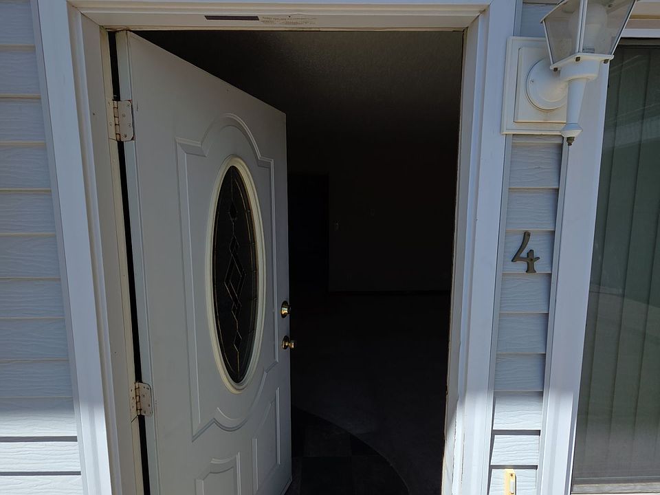 1st image of 2420 N 8th St APT 4
