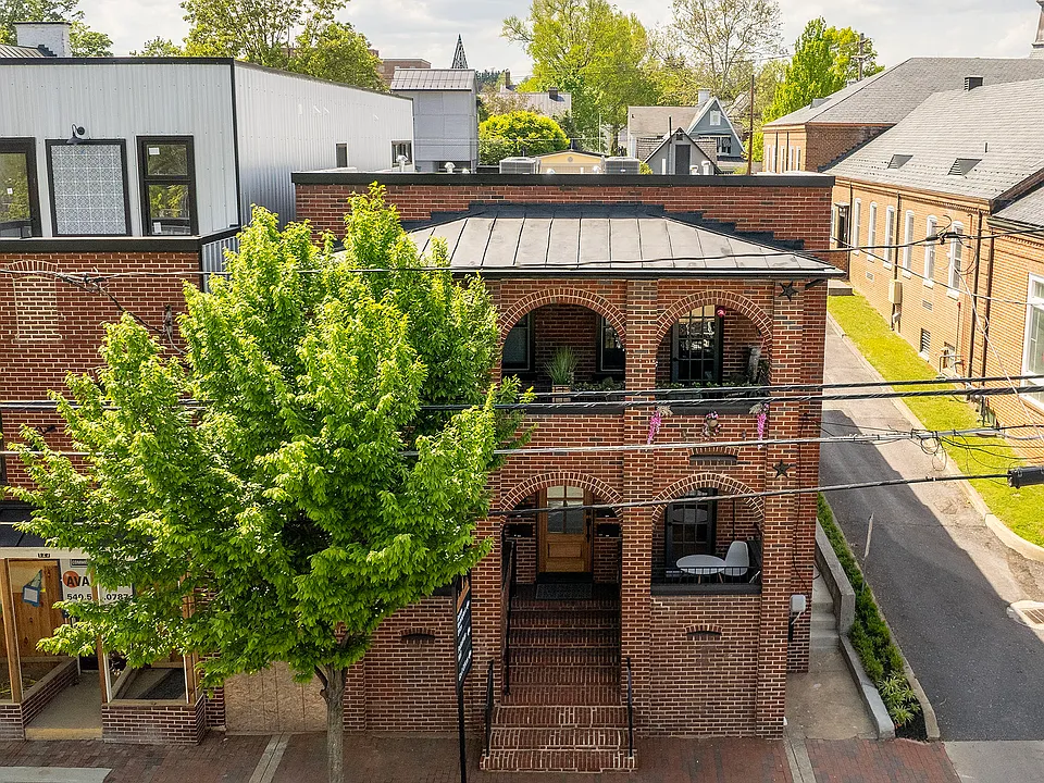 125 S Braddock St #102
