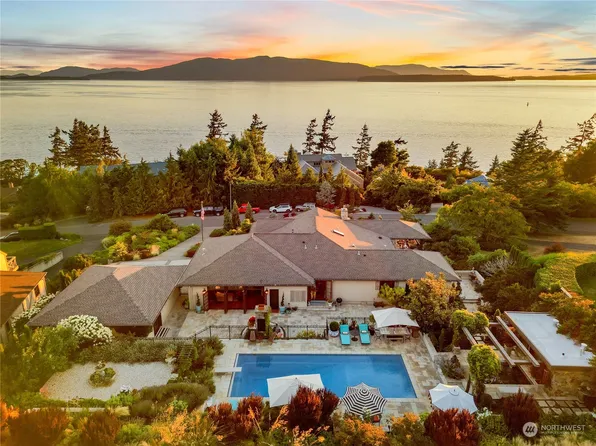 329 Bayside Road, Bellingham, WA 98225