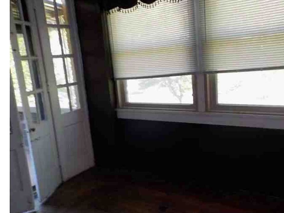 2nd image of 768 E Mitchell Ave