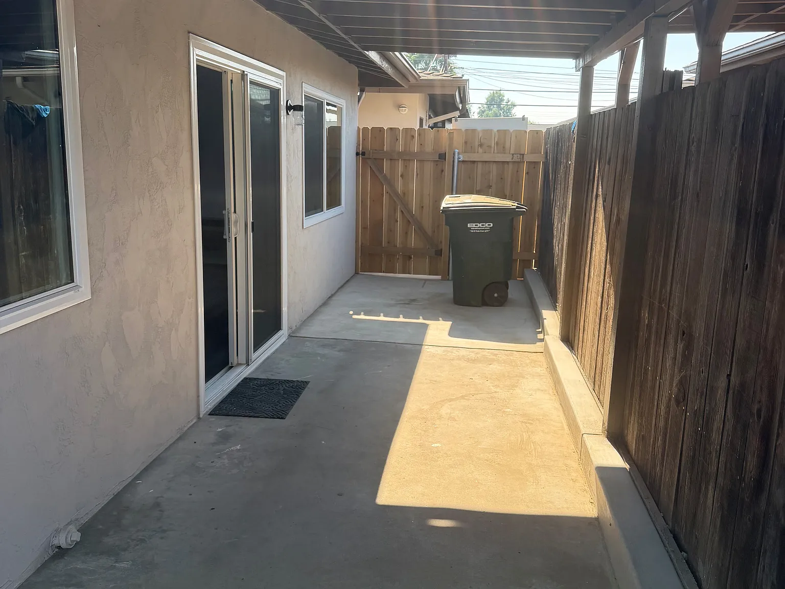 2 bed, 700 sqft, $2,650 — Photo 4