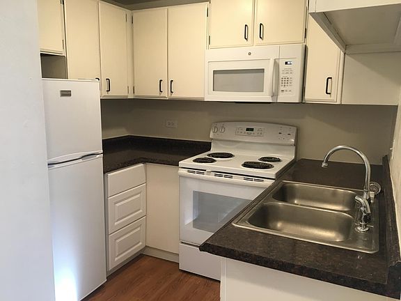 2nd image of 1331 N Downing St APT 201