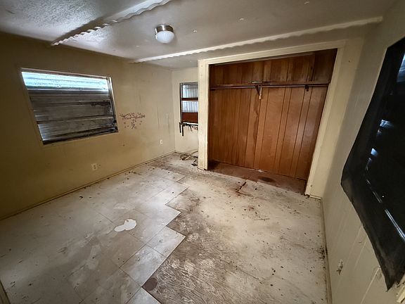 2nd image of 35344 Lake Bradley Dr