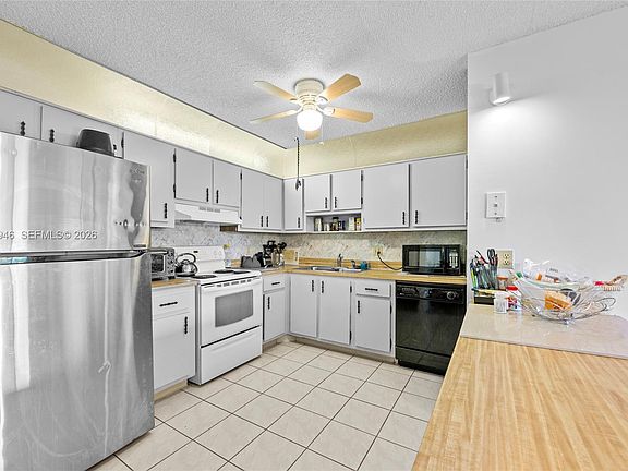 4th image of 5839 La Pinata Blvd APT C-2