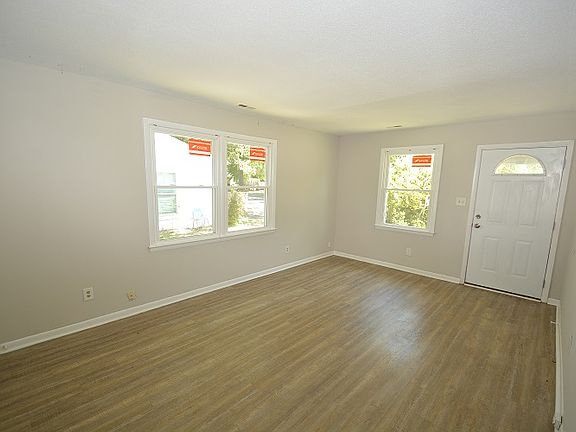 3rd image of 611 White St
