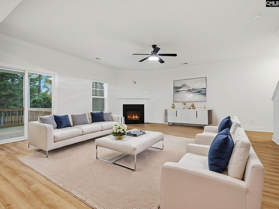 1st image of 205 Shadowbrook Way