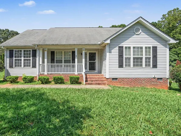 3814 Ridgewood Dr, Franklinton, NC 27525