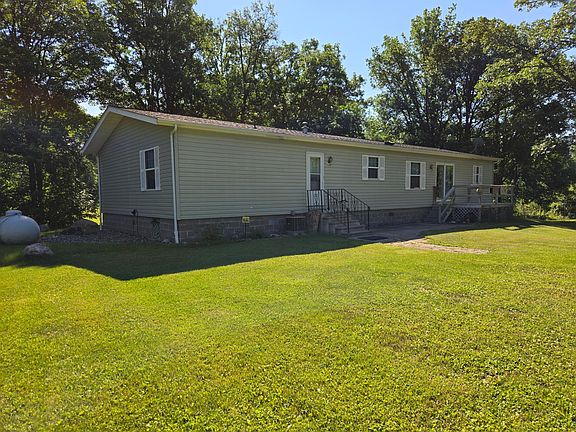 4th image of 3974 County Road 7 NE