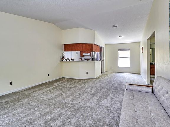 4th image of 3206 E Louisiana Ave