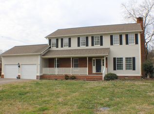 1000 S Page Pl, Kingsport, TN 37660