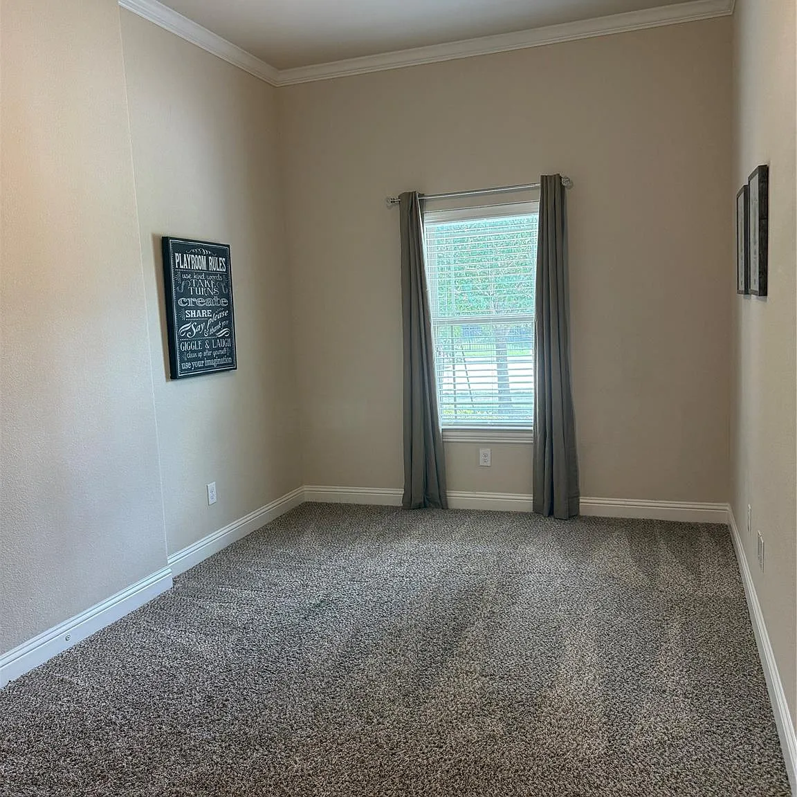 4 bed, 3.0 bath, 3032 sqft, $3,000 — Photo 3