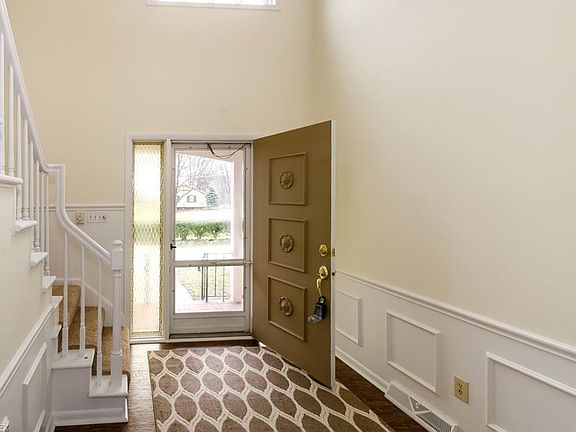 2nd image of 17524 Merry Oaks Trl