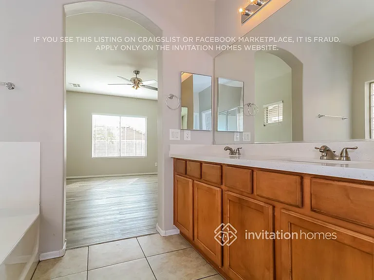 12175 W Mountain View Dr — Photo 10