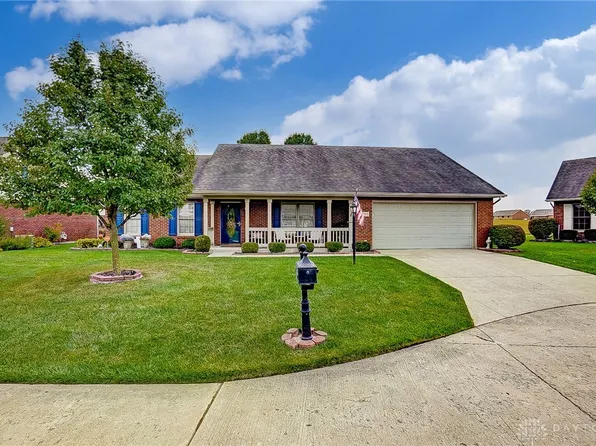 1784 Willow Ridge Ct, Springfield, OH 45502