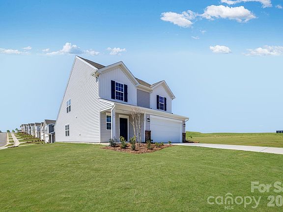 4th image of 301 Carter Lee Ln