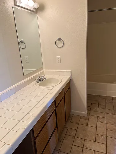 99 Colonial Ave #3 Photo 1
