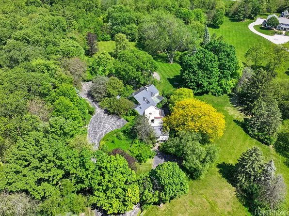 345 Old Sutton Rd, Barrington Hills, IL 60010
