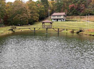 97 Indian Oaks Ln, Belington, WV 26250