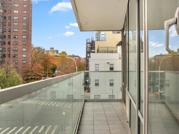 109 Gold Street image 10 of 23