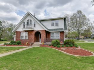 200 N Amos Ave, Springfield, IL 62702