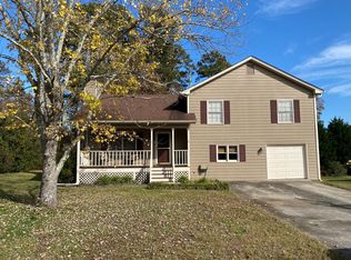 2800 Crystal Brooke Ln, Snellville, GA 30078