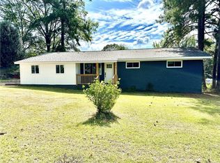 1402 30th St, Valley, AL 36854