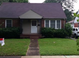 2723 Clay St, Paducah, KY 42001
