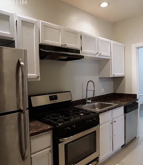 1709 S Racine Ave #GF — Photo 2