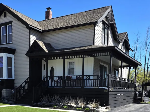 215 Fair Ave, Alpena, MI 49707