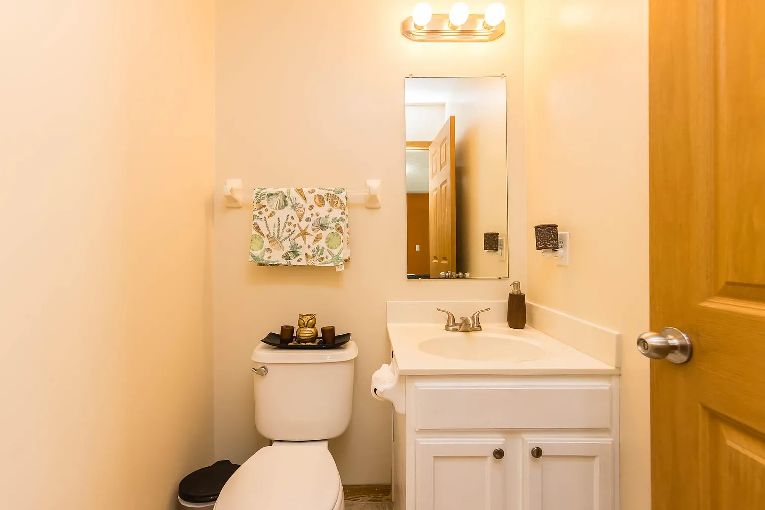 8731 Arrowtip Ln photo 1