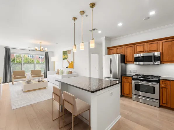 850 East Main Street APT 330, Stamford, CT 06902