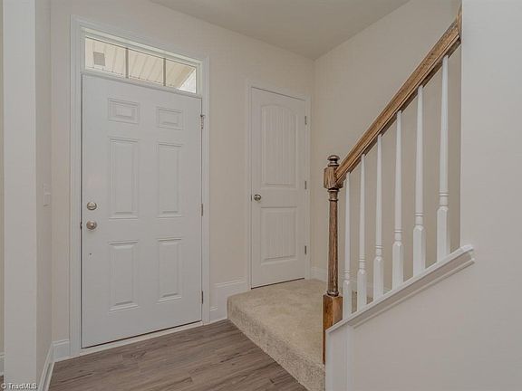 3rd image of 794 Heartpine Dr
