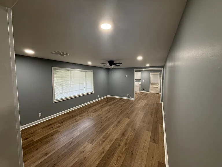 1562 Jay Cv — Photo 3