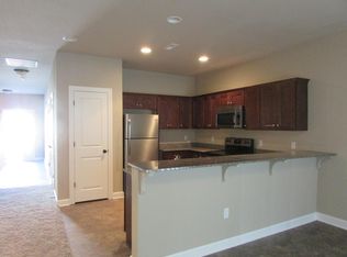 9433 N Adrian Ave, Kansas City, MO 64154